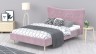 Кровать Финна в интерьере. Цвет каркаса: Сосна. Цвет обивки:Розовая Frida 18